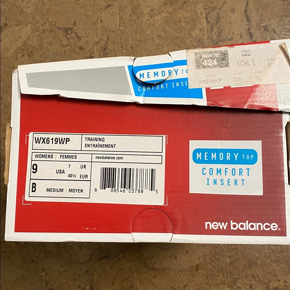 NIB New Balance White Athletic Shoes - Picture 11 of 11